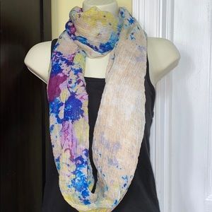 Daytrip Infinity Scarf